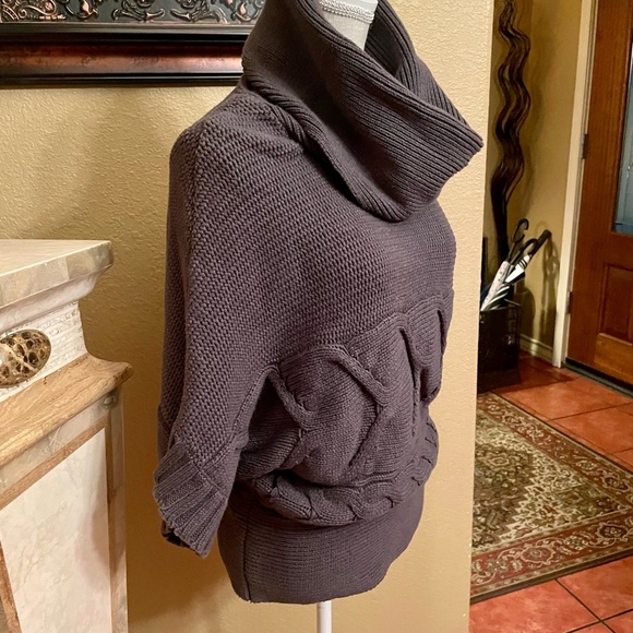 BCBG Cozy Cable Knit Sweater - Picture 5 of 16